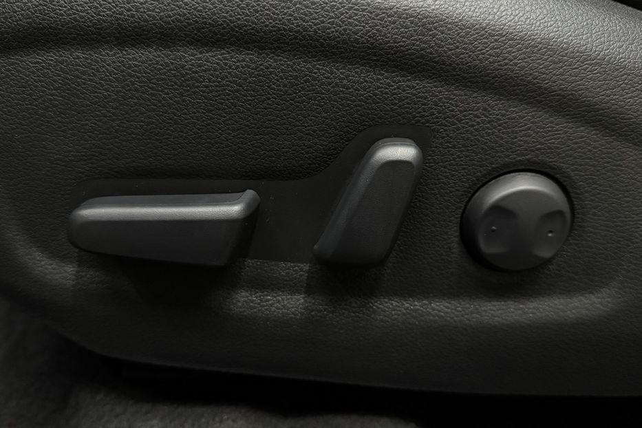 Продам Hyundai Kona 64kWhМакс.комплектація PREMIUM 2021 года в Львове