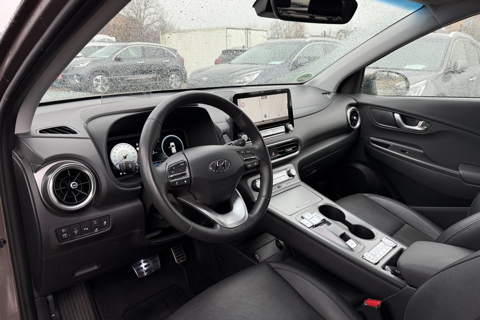 Продам Hyundai Kona 64kWhМакс.комплектація PREMIUM 2021 года в Львове