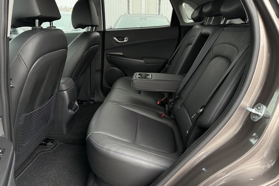 Продам Hyundai Kona 64kWhМакс.комплектація PREMIUM 2021 года в Львове