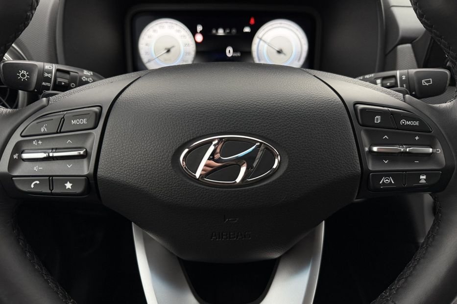 Продам Hyundai Kona 64kWhМакс.комплектація PREMIUM 2021 года в Львове