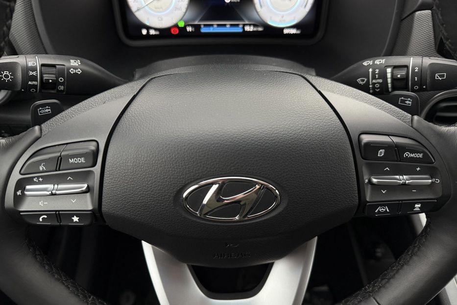 Продам Hyundai Kona 64kWhМакс.комплектація PREMIUM 2021 года в Львове