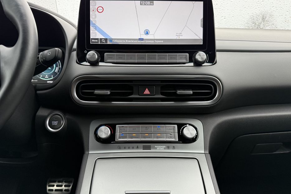 Продам Hyundai Kona 64kWhМакс.комплектація PREMIUM 2021 года в Львове