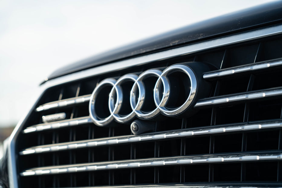 Продам Audi Q7 Prestige 2017 года в Черновцах