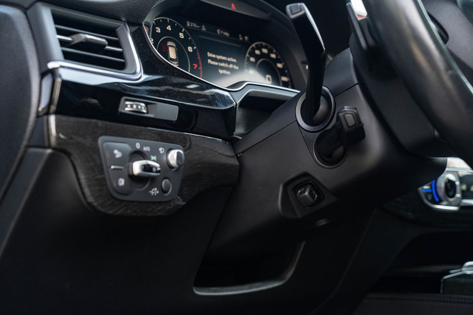 Продам Audi Q7 Prestige 2017 года в Черновцах