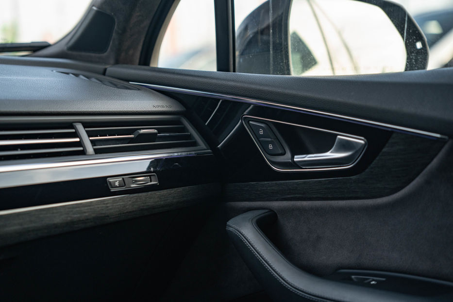 Продам Audi Q7 Prestige 2017 года в Черновцах