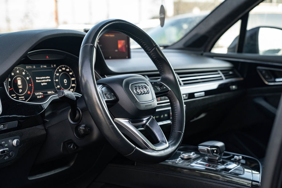 Продам Audi Q7 Prestige 2017 года в Черновцах