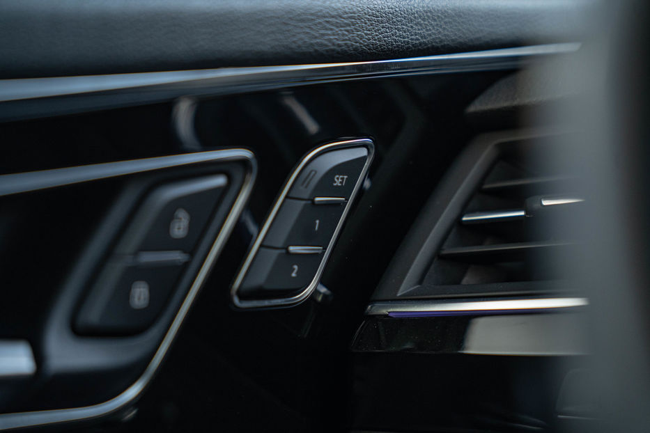 Продам Audi Q7 Prestige 2017 года в Черновцах