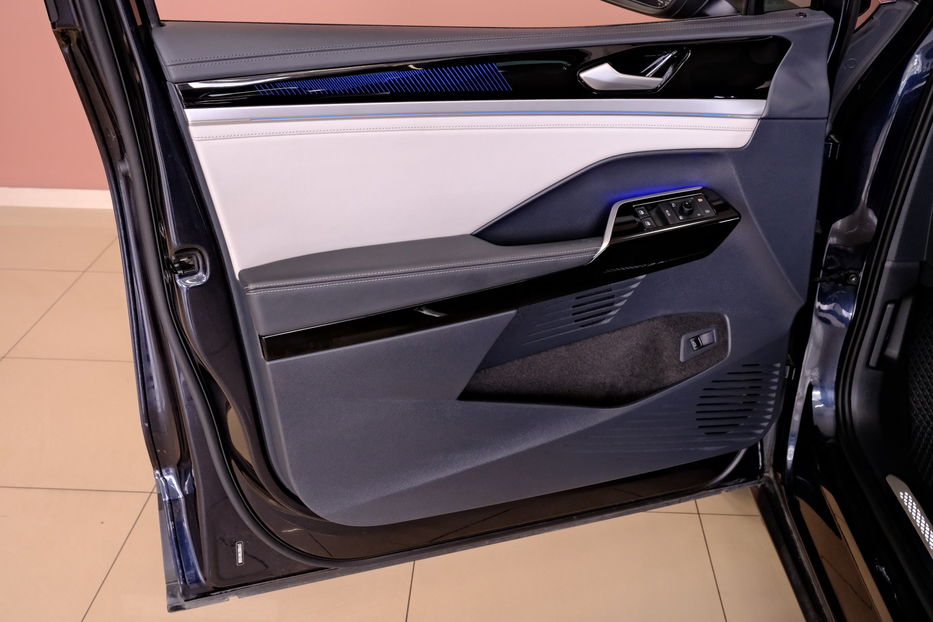 Продам Volkswagen ID.6 Crozz Pro  2021 года в Одессе