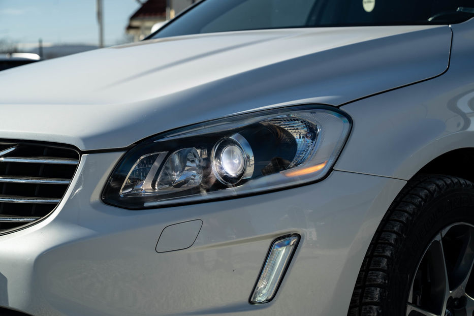 Продам Volvo XC60 2014 года в Черновцах