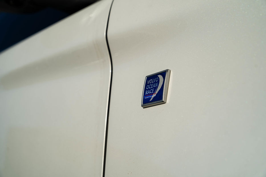 Продам Volvo XC60 2014 года в Черновцах