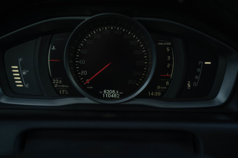 Продам Volvo XC60 2014 года в Черновцах