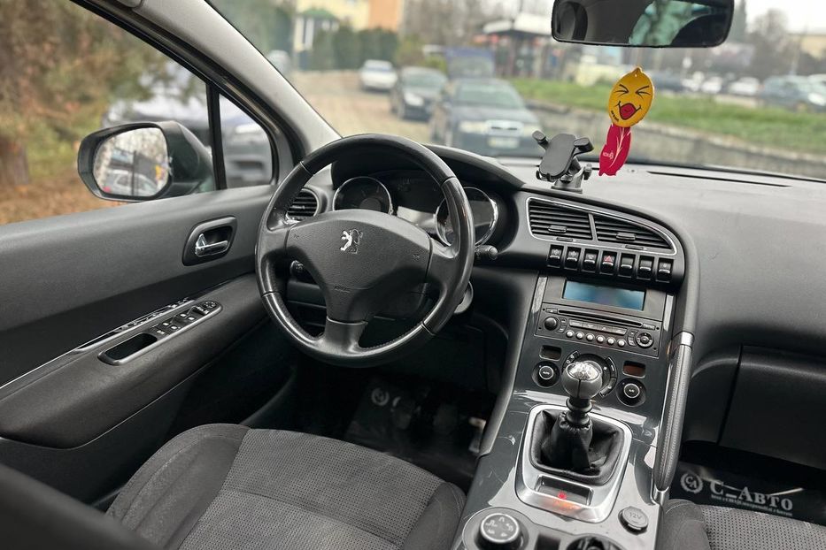 Продам Peugeot 3008 2011 года в Черновцах