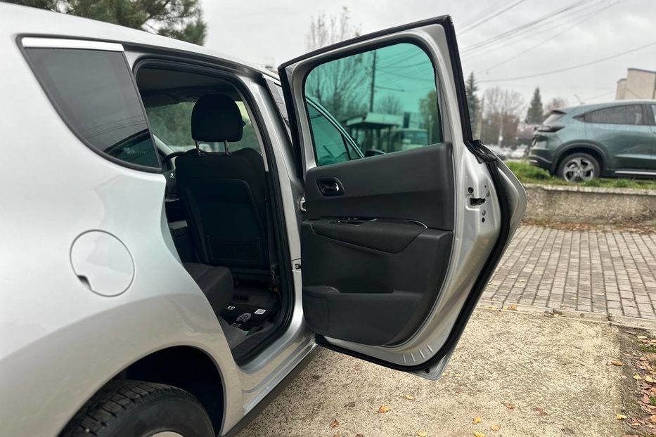 Продам Peugeot 3008 2011 года в Черновцах