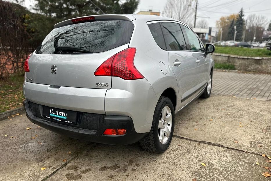 Продам Peugeot 3008 2011 года в Черновцах