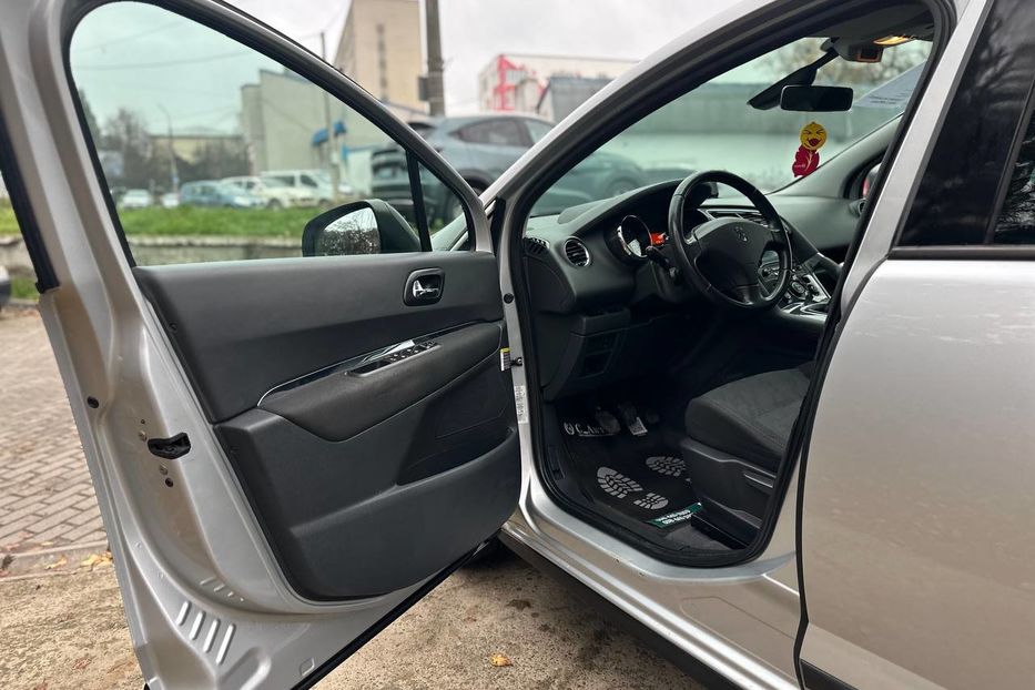 Продам Peugeot 3008 2011 года в Черновцах