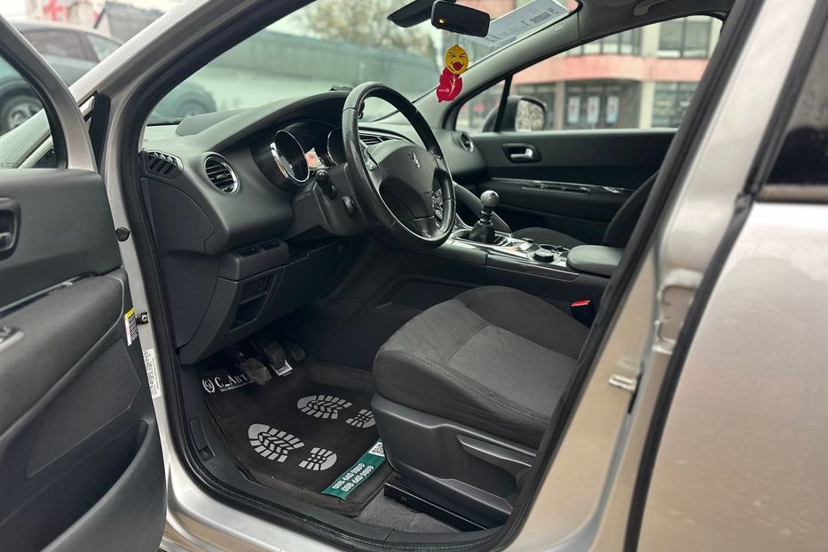 Продам Peugeot 3008 2011 года в Черновцах