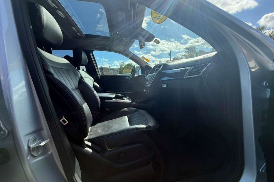 Продам Mercedes-Benz GL-Class 350 Elegance v6403 2014 года в Луцке