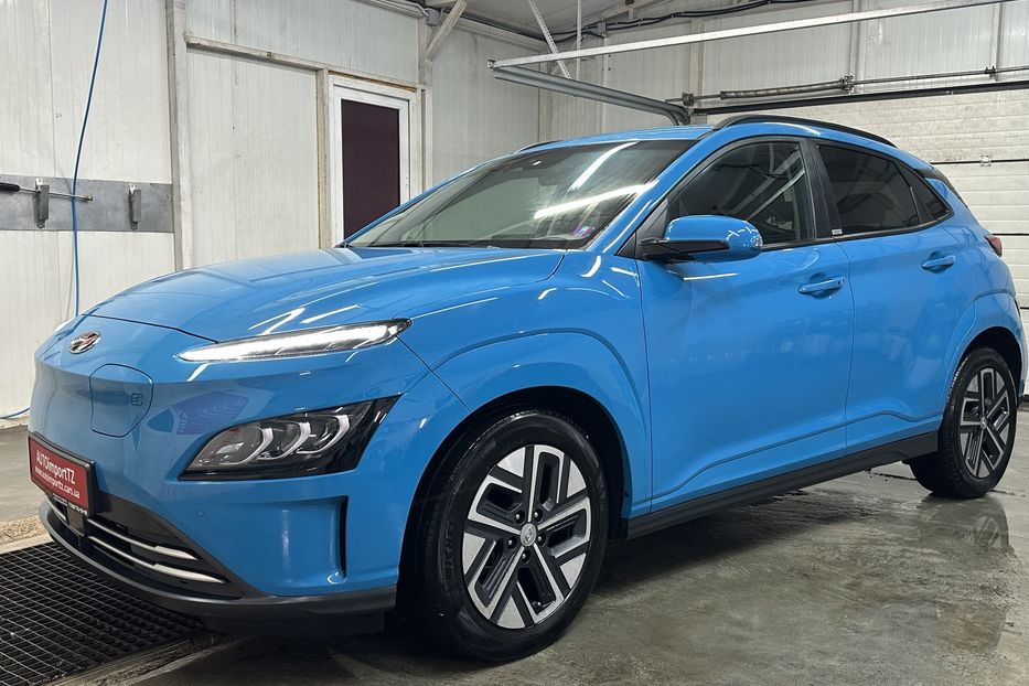 Продам Hyundai Kona 64kWhМакс.комплектація PREMIUM 2021 года в Львове