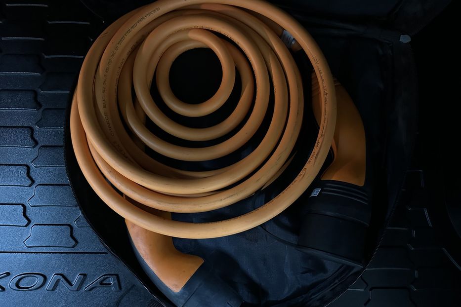 Продам Hyundai Kona 64kWhМакс.комплектація PREMIUM 2021 года в Львове