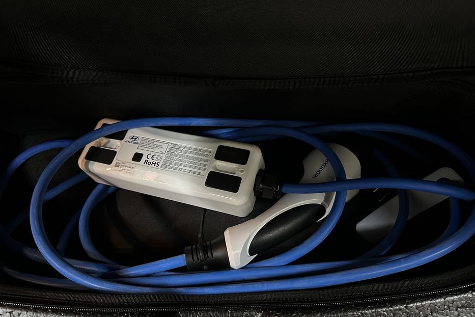 Продам Hyundai Kona 64kWhМакс.комплектація PREMIUM 2021 года в Львове