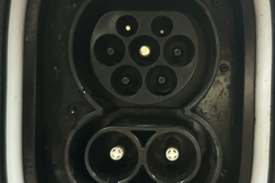 Продам Hyundai Kona 64kWhМакс.комплектація PREMIUM 2021 года в Львове