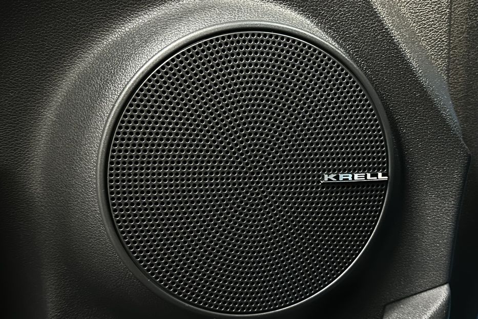 Продам Hyundai Kona 64kWhМакс.комплектація PREMIUM 2021 года в Львове