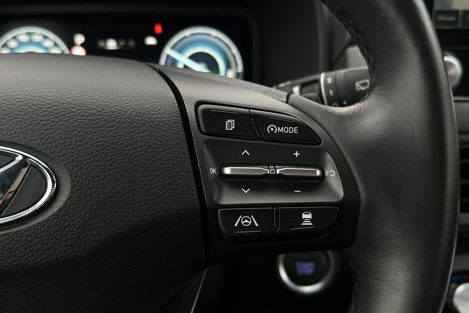 Продам Hyundai Kona 64kWhМакс.комплектація PREMIUM 2021 года в Львове