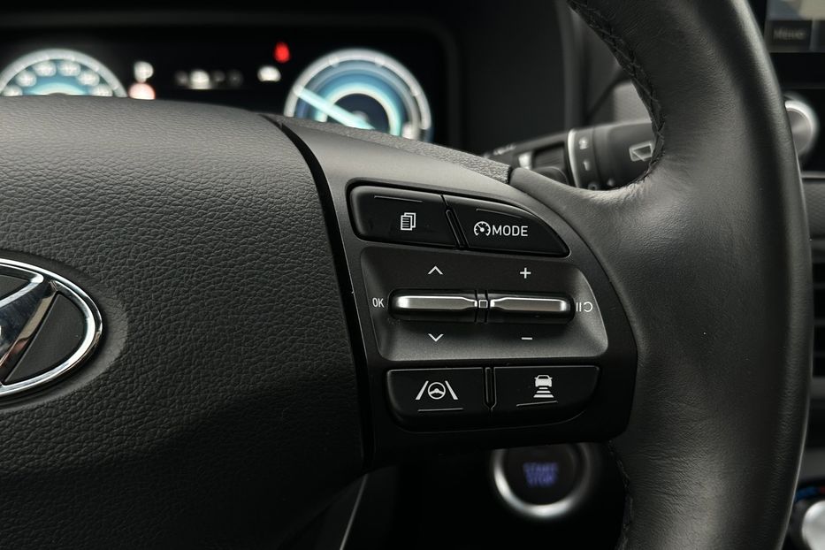 Продам Hyundai Kona 64kWhМакс.комплектація PREMIUM 2021 года в Львове