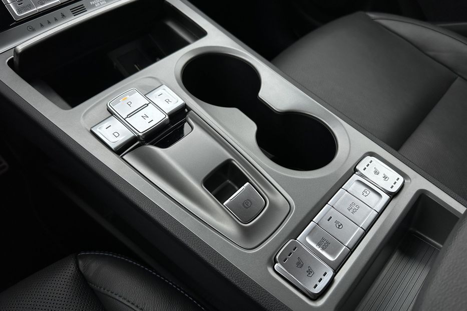 Продам Hyundai Kona 64kWhМакс.комплектація PREMIUM 2021 года в Львове