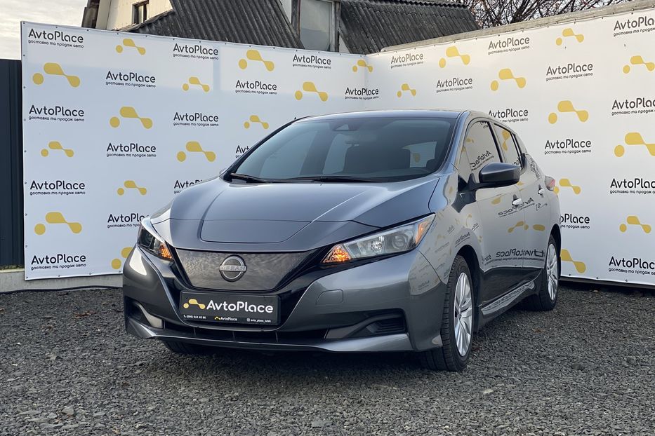 Продам Nissan Leaf 2023 года в Луцке