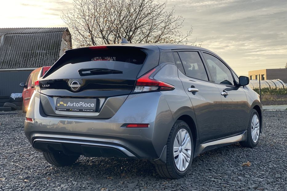 Продам Nissan Leaf 2023 года в Луцке