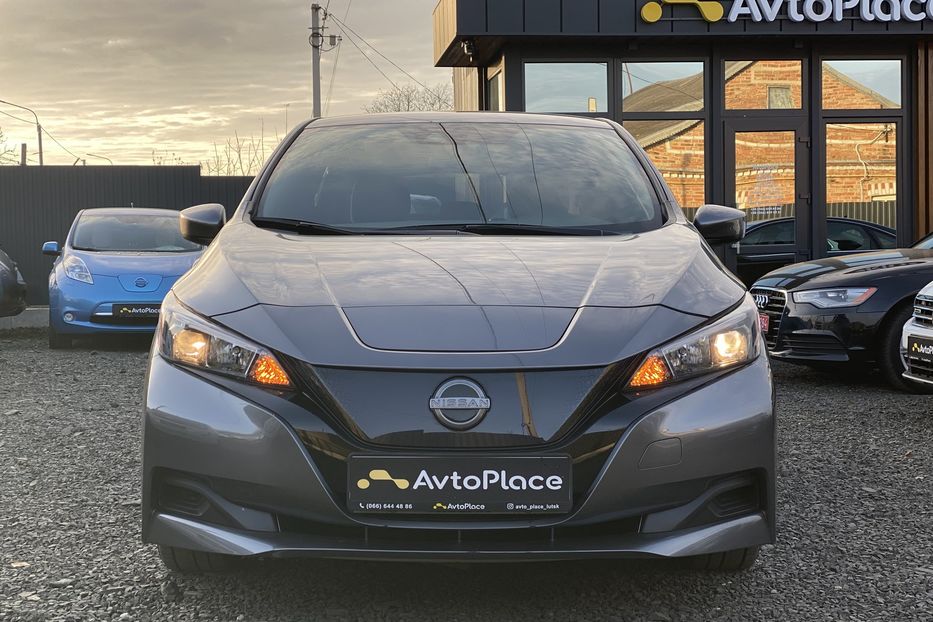 Продам Nissan Leaf 2023 года в Луцке