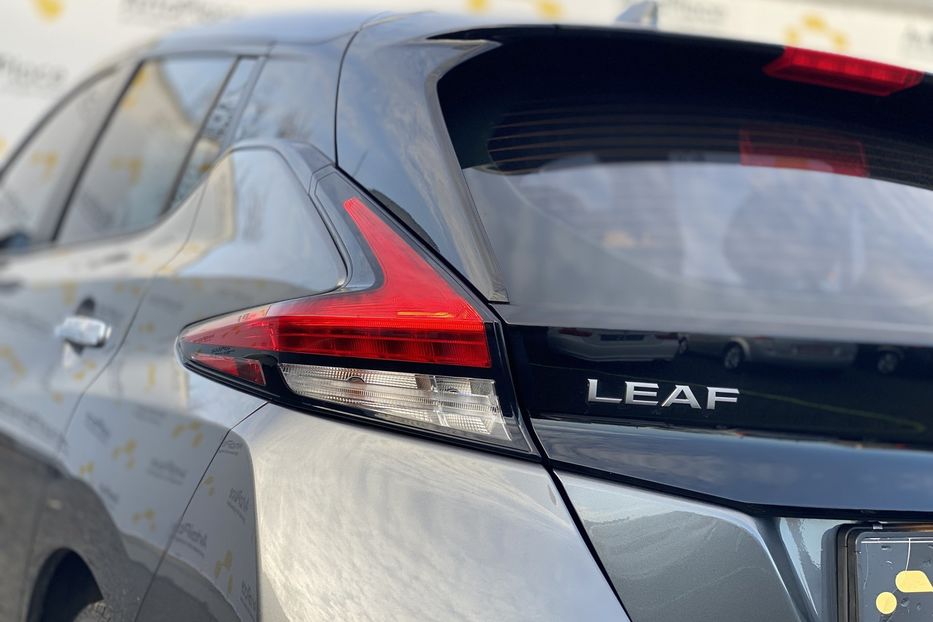 Продам Nissan Leaf 2023 года в Луцке