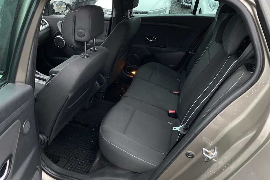 Продам Renault Megane 2013 года в Луцке