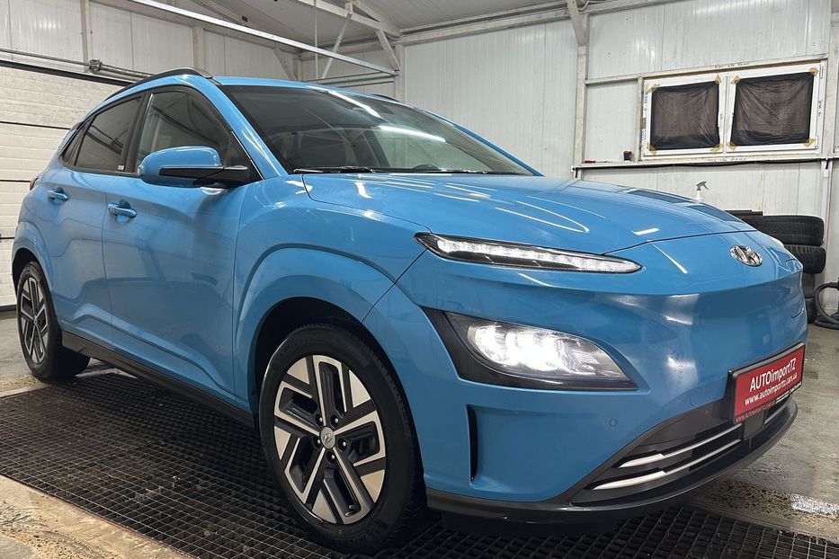 Продам Hyundai Kona 64kWhМакс.комплектація PREMIUM 2021 года в Львове