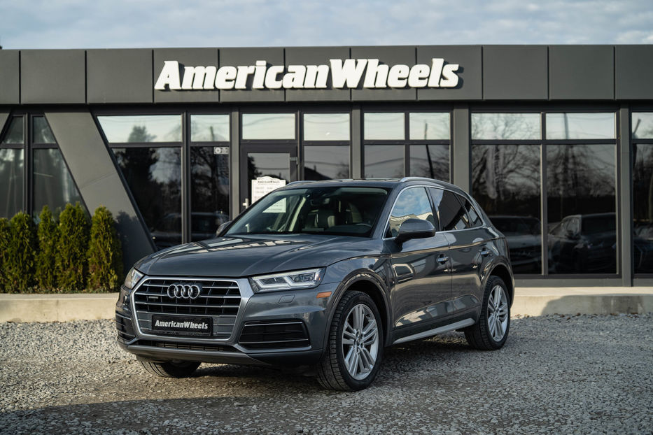 Продам Audi Q5 Premium Plus 2018 года в Черновцах