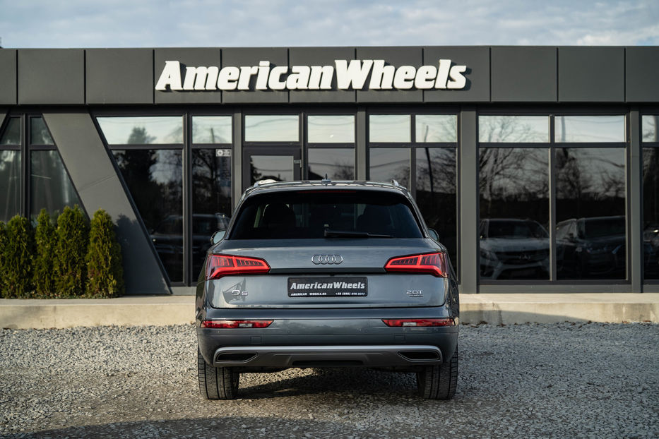 Продам Audi Q5 Premium Plus 2018 года в Черновцах