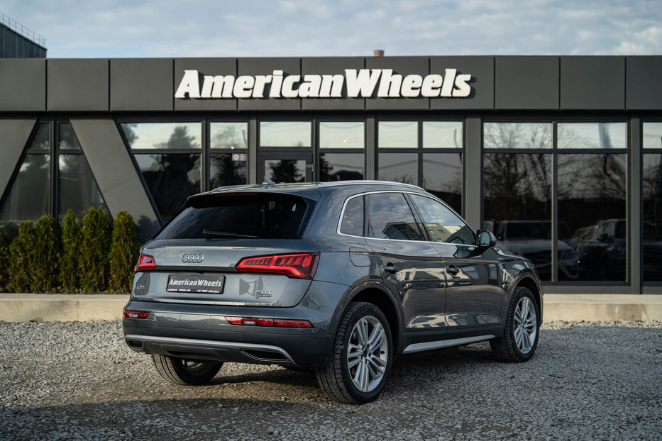 Продам Audi Q5 Premium Plus 2018 года в Черновцах