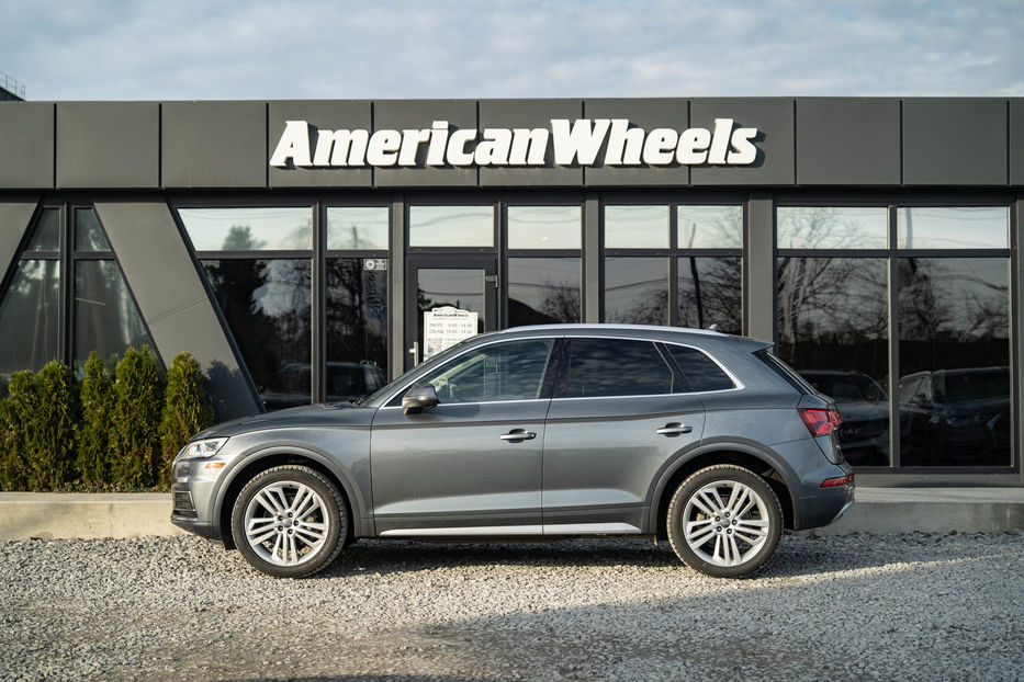 Продам Audi Q5 Premium Plus 2018 года в Черновцах