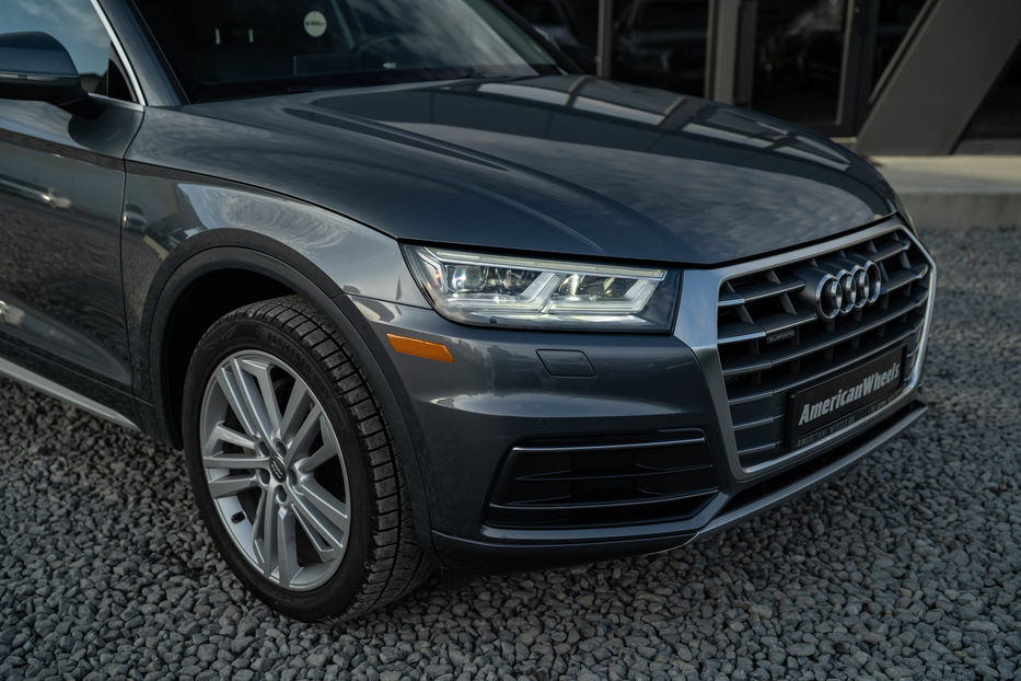 Продам Audi Q5 Premium Plus 2018 года в Черновцах