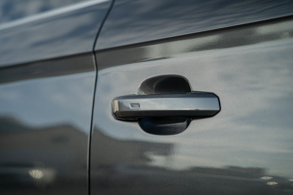 Продам Audi Q5 Premium Plus 2018 года в Черновцах