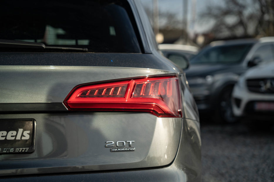 Продам Audi Q5 Premium Plus 2018 года в Черновцах