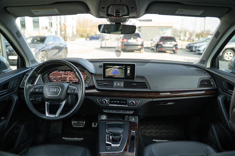 Продам Audi Q5 Premium Plus 2018 года в Черновцах