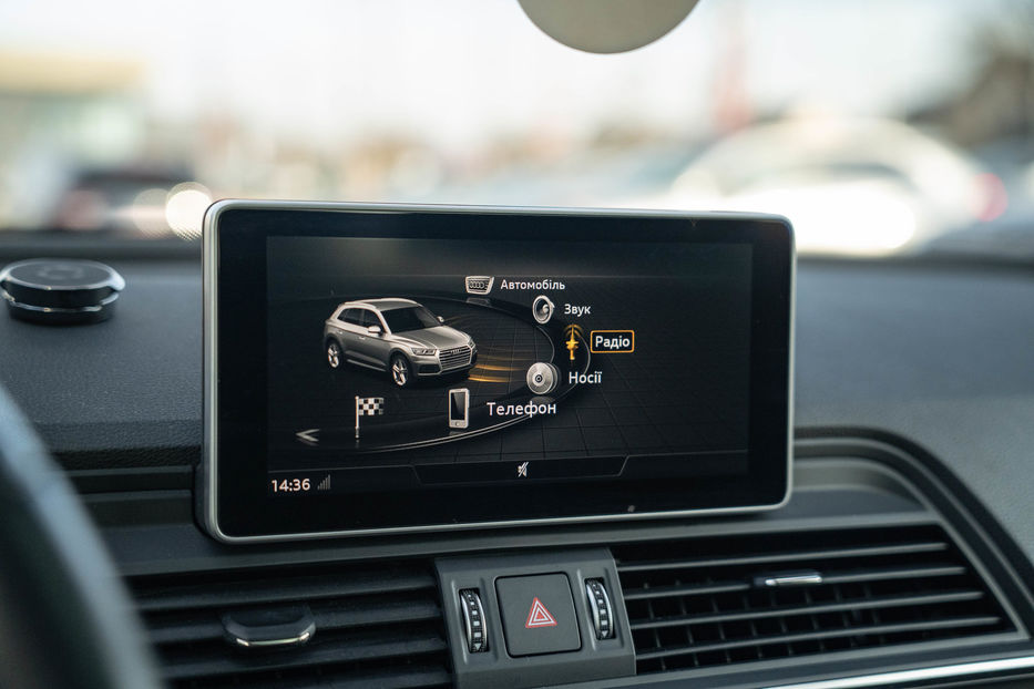 Продам Audi Q5 Premium Plus 2018 года в Черновцах