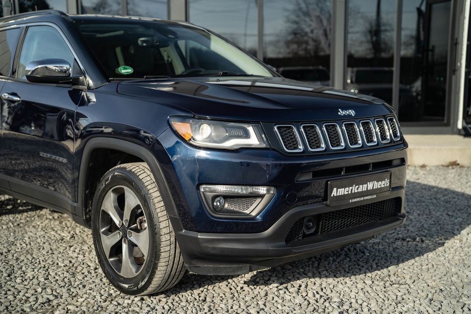 Продам Jeep Compass Latitude 2018 года в Черновцах