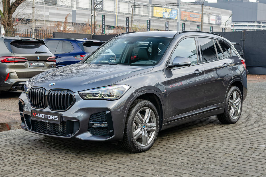 Продам BMW X1 M18d Xdrive 2022 года в Киеве