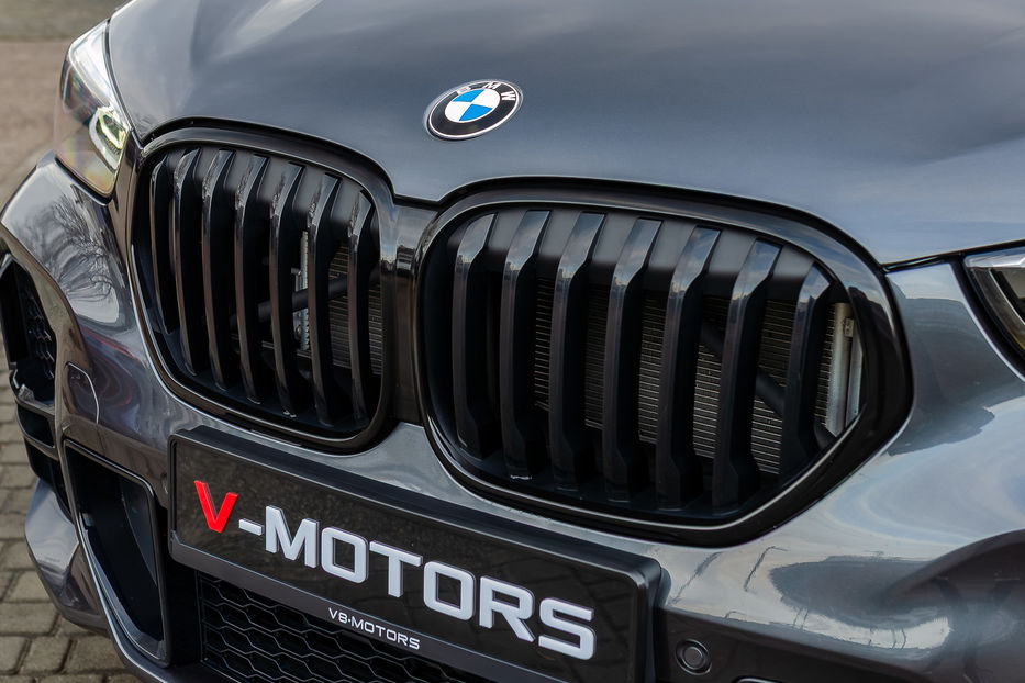 Продам BMW X1 M18d Xdrive 2022 года в Киеве