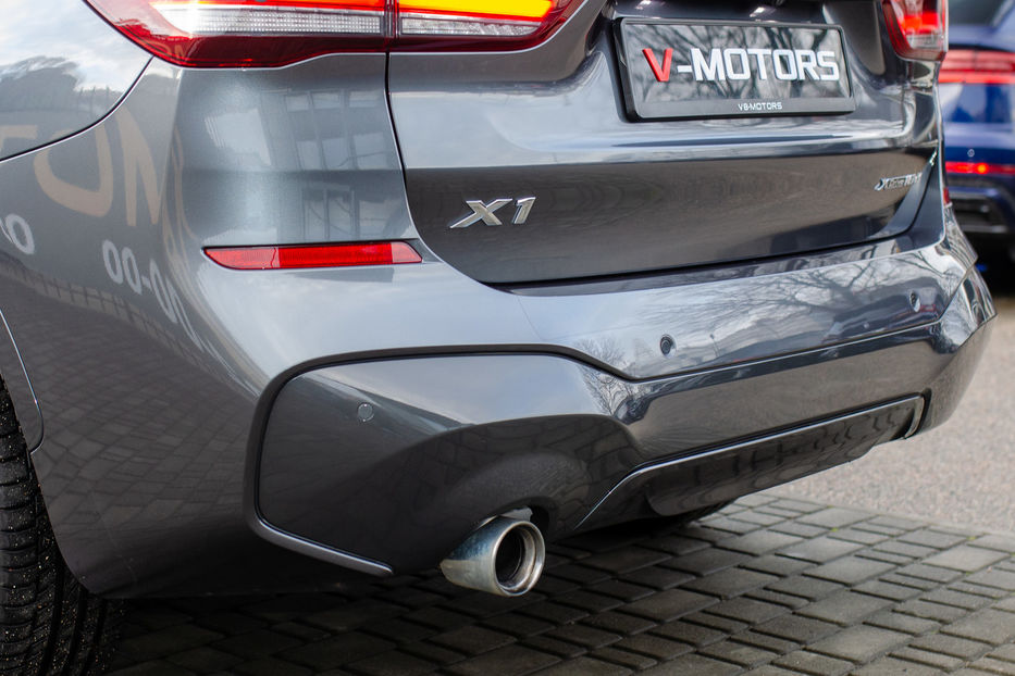 Продам BMW X1 M18d Xdrive 2022 года в Киеве