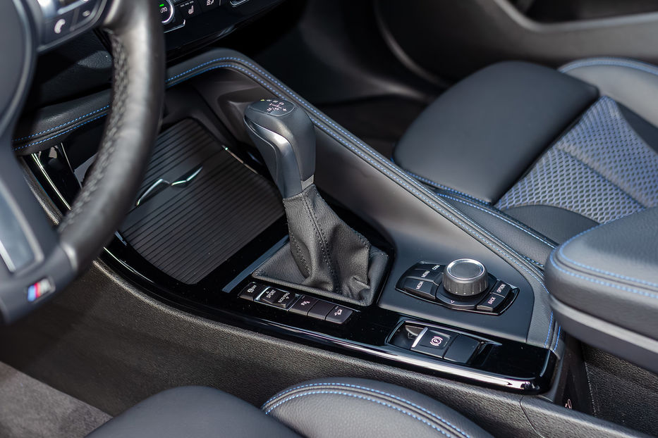 Продам BMW X1 M18d Xdrive 2022 года в Киеве