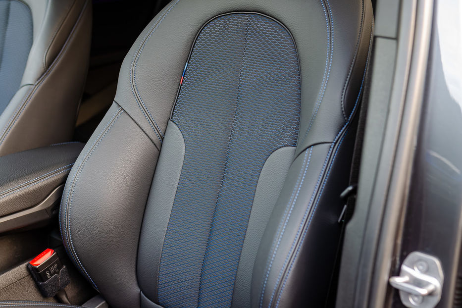 Продам BMW X1 M18d Xdrive 2022 года в Киеве